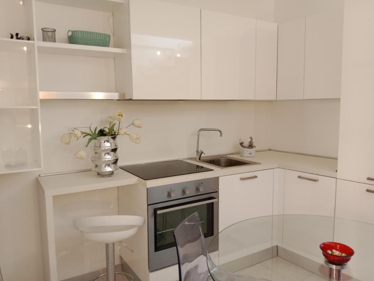 "Lo Studiolo" Apartment Pizzo  Buitenkant foto