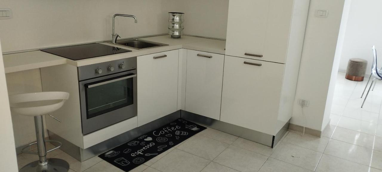 "Lo Studiolo" Apartment Pizzo  Buitenkant foto