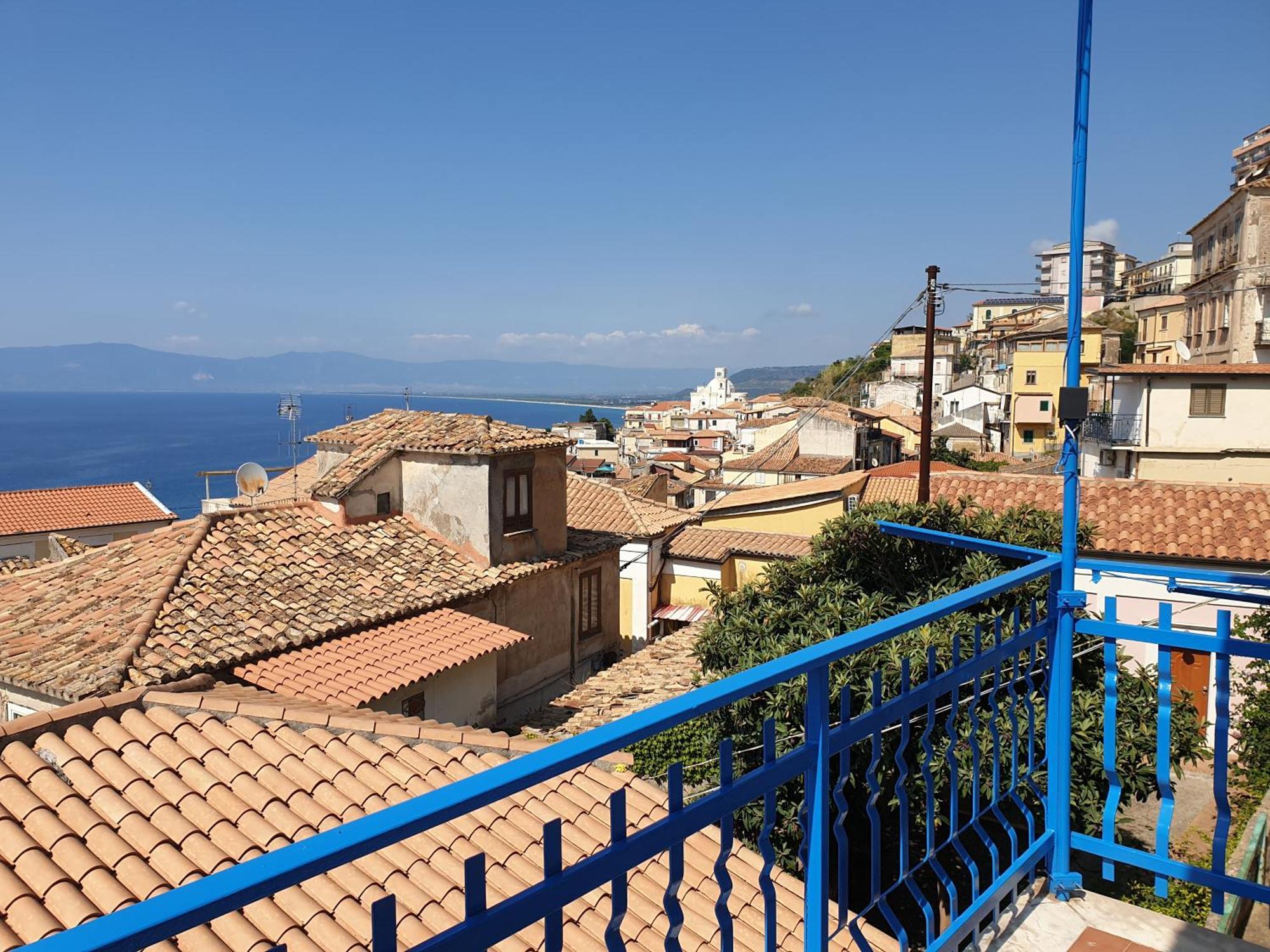 "Lo Studiolo" Apartment Pizzo  Buitenkant foto